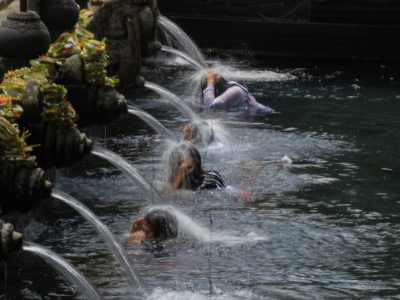 Tirta Empul Temple Bali ,starreydreamtravel